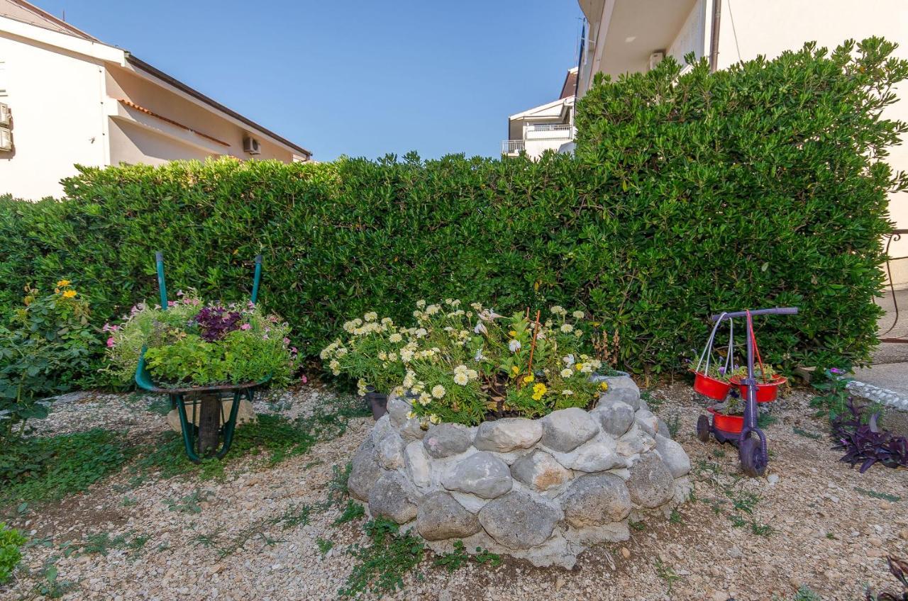Apartments Katica Makarska Eksteriør bilde